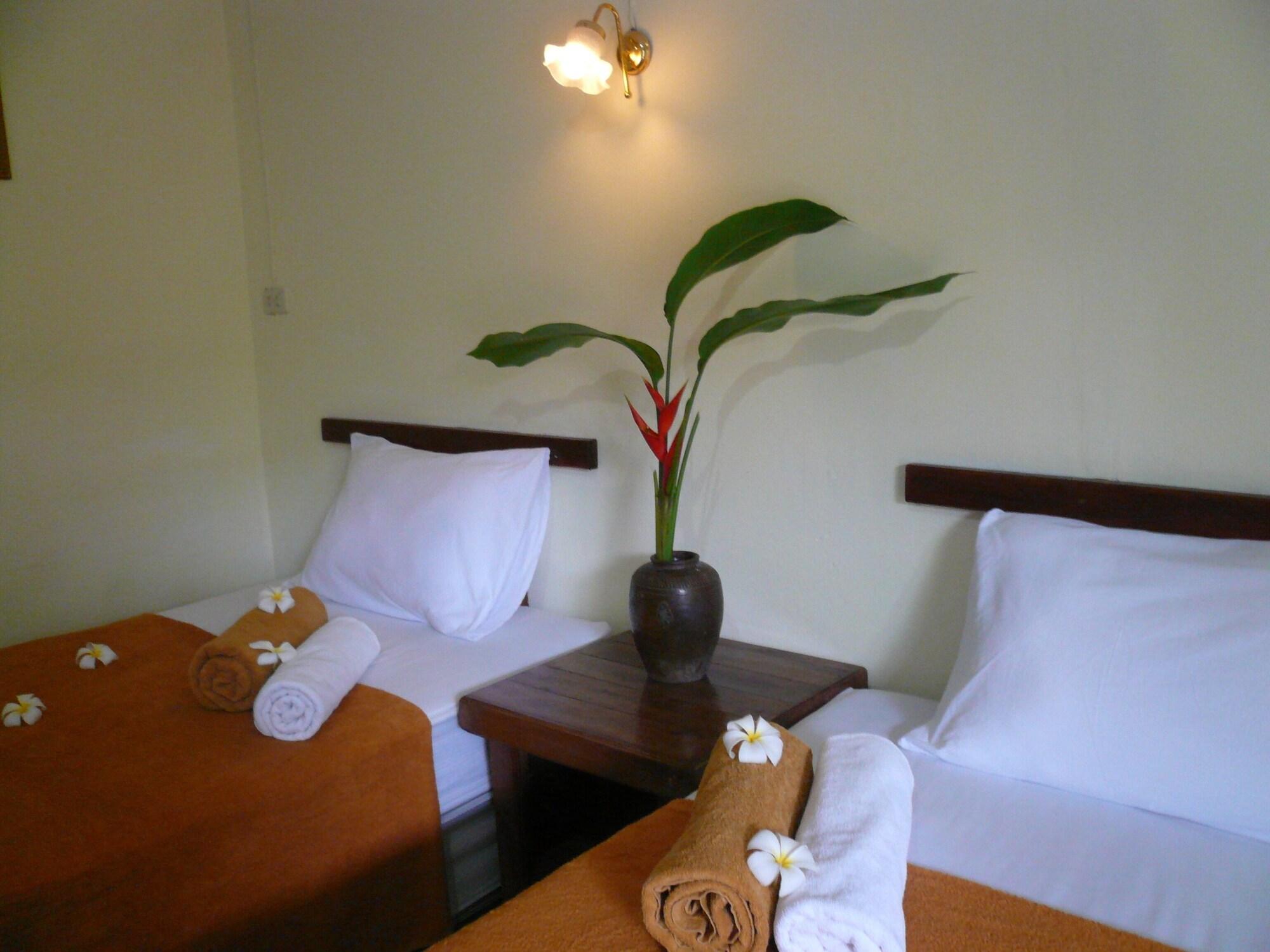 Baan Lamai Resort Bagian luar foto
